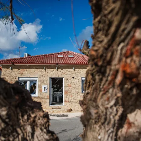 Holiday home Zafeiropoulos Marathopoli