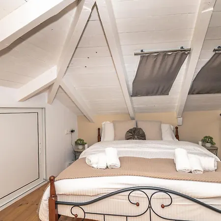 Holiday home Zafeiropoulos